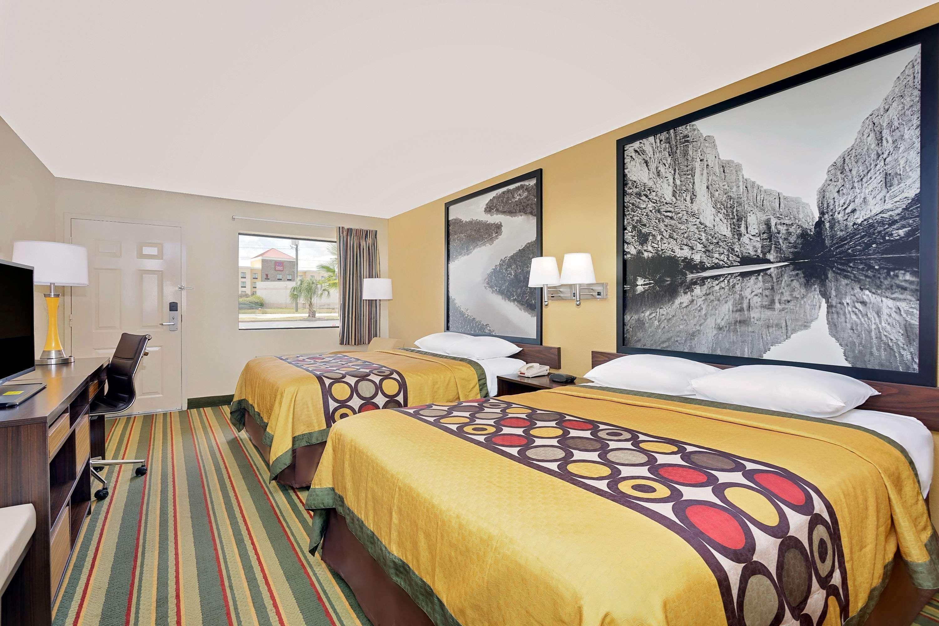 Super 8 By Wyndham Byron/South Macon Hotell Eksteriør bilde