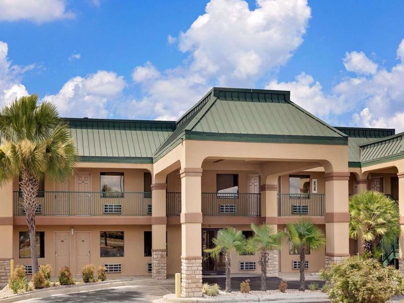 Super 8 By Wyndham Byron/South Macon Hotell Eksteriør bilde